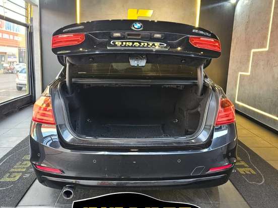 BMW-320i-2.0 16V TURBO ACTIVE FLEX 4P AUTOMÁTICO BMW-320i-2013