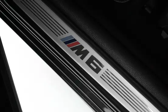 BMW-M6-4.4 GRAN COUPÉ V8 32V GASOLINA 4P AUTOMÁTICO BMW-M6-2014