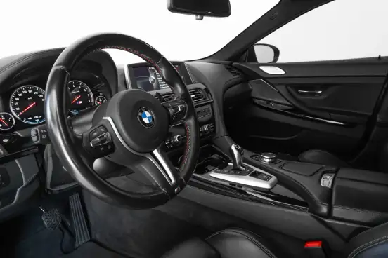 BMW-M6-4.4 GRAN COUPÉ V8 32V GASOLINA 4P AUTOMÁTICO BMW-M6-2014