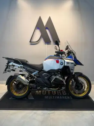 BMW-R 1300 GS ADVENTURE TROPHY BMW-R 1300 GS ADVENTURE TROPHY-2025