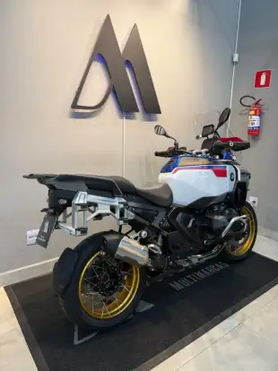 BMW-R 1300 GS ADVENTURE TROPHY BMW-R 1300 GS ADVENTURE TROPHY-2025