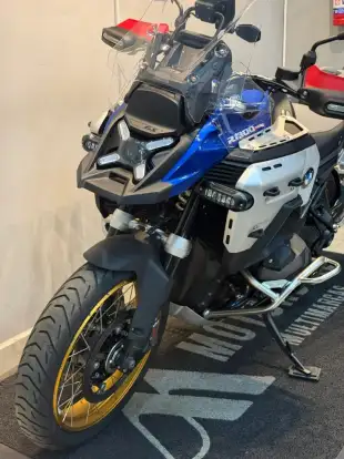 BMW-R 1300 GS ADVENTURE TROPHY BMW-R 1300 GS ADVENTURE TROPHY-2025