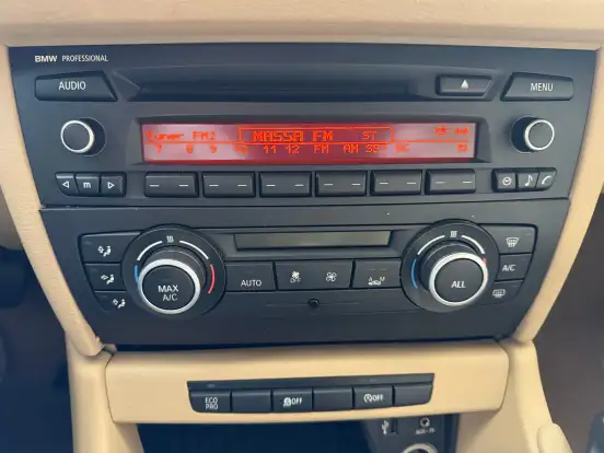 BMW-X1-2.0 16V TURBO ACTIVEFLEX SDRIVE20I 4P AUTOMÁTICO BMW-X1-2014