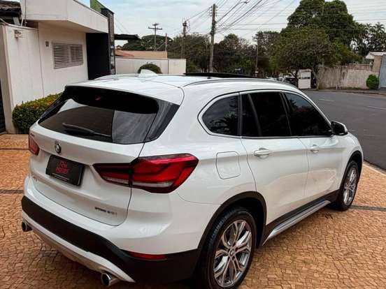 BMW-X1-2.0 16V TURBO ACTIVEFLEX SDRIVE20I 4P AUTOMÁTICO BMW-X1-2019