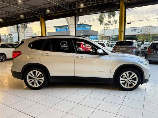 BMW-X1-2016