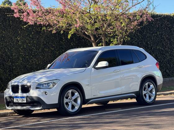 BMW X1 2.0 16V TURBO GASOLINA SDRIVE20I 4P AUTOMÁTICO
