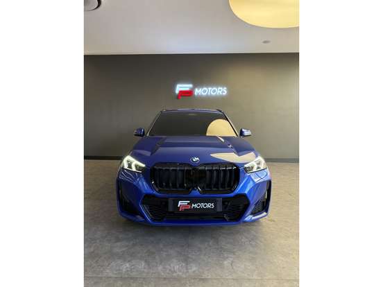 BMW-X1-2023