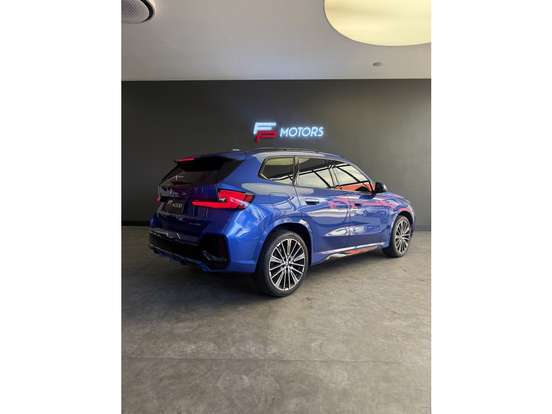 BMW-X1-2023