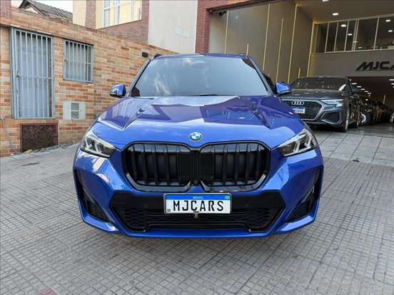 BMW-X1-2024