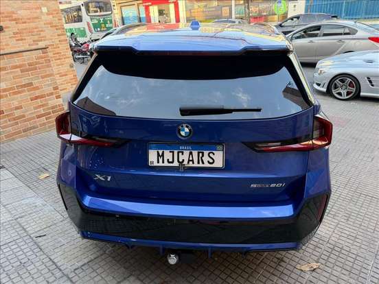BMW-X1-2024