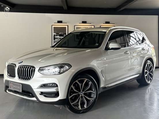 BMW-X3-2021