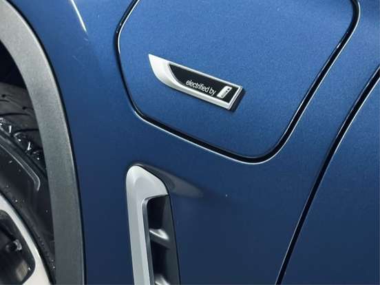 BMW-X3-2021