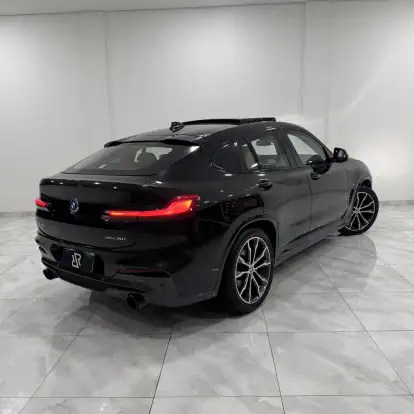 BMW-X4-2018
