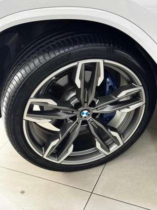 BMW-X4-2019