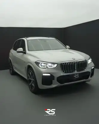 BMW-X5-2021