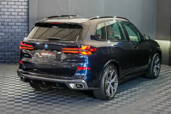 BMW-X5-2024