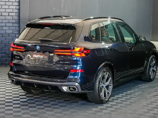BMW-X5-3.0 I6 TURBO HÍBRIDO XDRIVE50E M SPORT AUTOMÁTICO BMW-X5-2024
