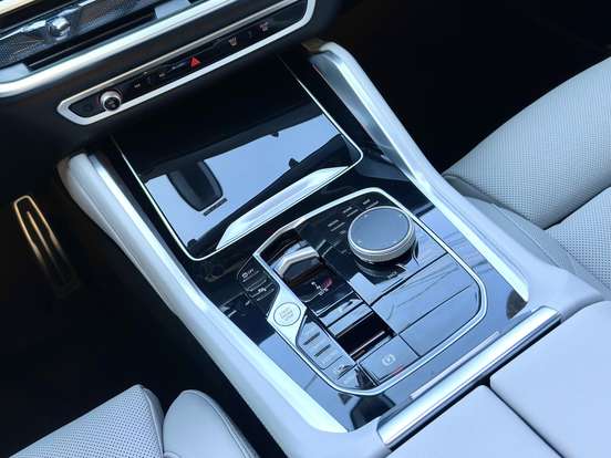 BMW-X6-3.0 TWINPOWER GASOLINA XDRIVE40I M SPORT AUTOMÁTICO BMW-X6-2024