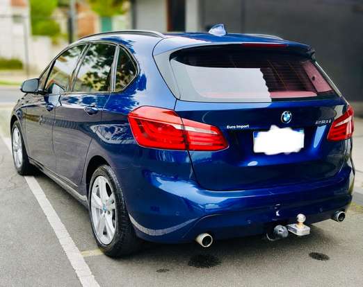 BMW-220i-2015