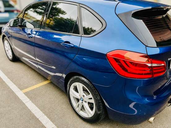 BMW-220i-2015