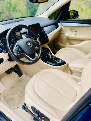BMW-220i-2015