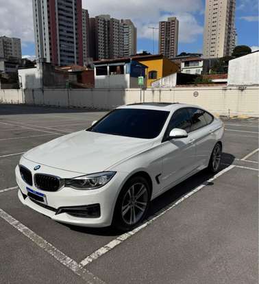BMW-320i-2015