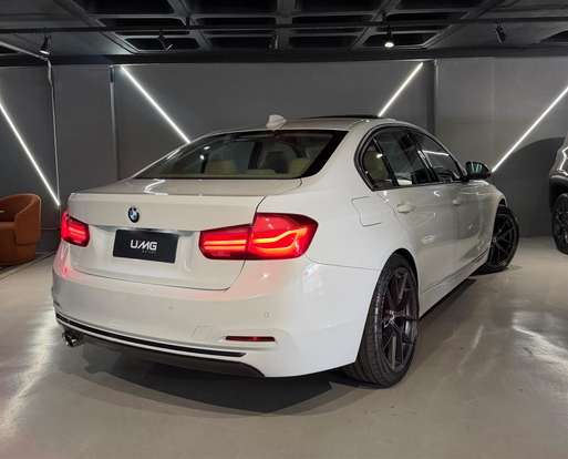 BMW-320i-2018