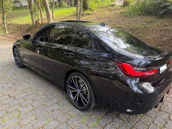 BMW-330e-2.0 16V TURBO HÍBRIDO M SPORT AUTOMÁTICO BMW-330e-2024