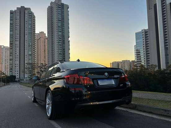BMW-535i-3.0 M SPORT 24V GASOLINA 4P AUTOMÁTICO BMW-535i-2014