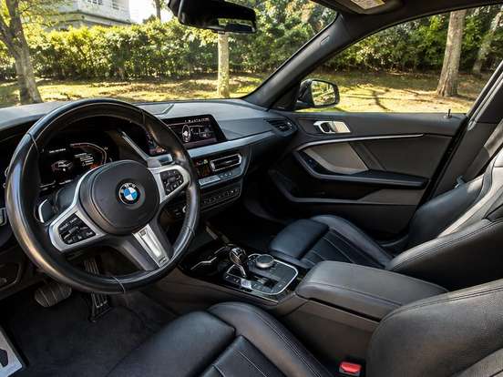 BMW-M 235i-2.0 TWINTURBO GASOLINA XDRIVE GRAN COUPE DARK EDITION AUTOMÁTICO BMW-M 235i-2022