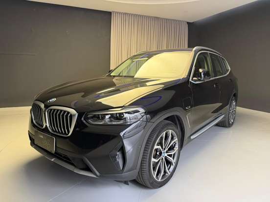 BMW-X3-2022