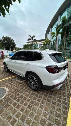 BMW-X3-2022