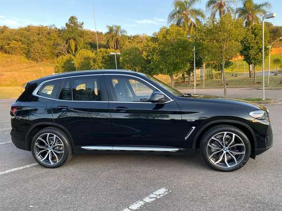 BMW-X3-2022