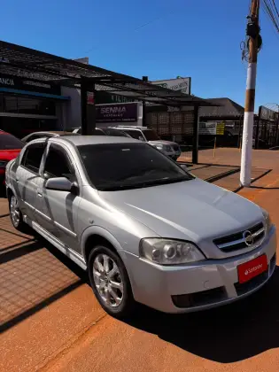 CHEVROLET ASTRA 2.0 MPFI ADVANTAGE 8V FLEX 4P MANUAL CHEVROLET ASTRA 2.0 MPFI ADVANTAGE 8V FLEX 4P MANUAL