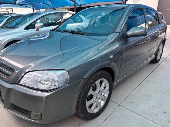 CHEVROLET ASTRA 2.0 MPFI ADVANTAGE 8V FLEX 4P MANUAL