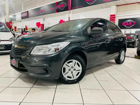 CHEVROLET ONIX 1.0 MPFI LS 8V FLEX 4P MANUAL CHEVROLET ONIX 1.0 MPFI LS 8V FLEX 4P MANUAL