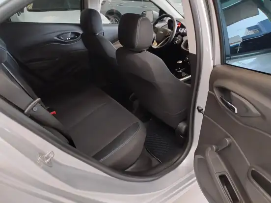 CHEVROLET-ONIX-2019