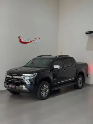 CHEVROLET S10 2.8 16V TURBO DIESEL HIGH COUNTRY CD 4X4 AUTOMÁTICO