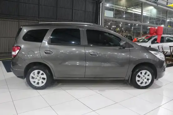CHEVROLET-SPIN-1.8 LTZ 8V FLEX 4P AUTOMÁTICO CHEVROLET-SPIN-2014