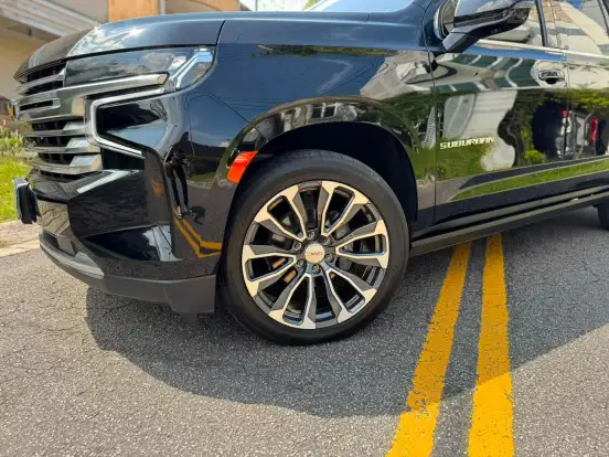 CHEVROLET-SUBURBAN-2020