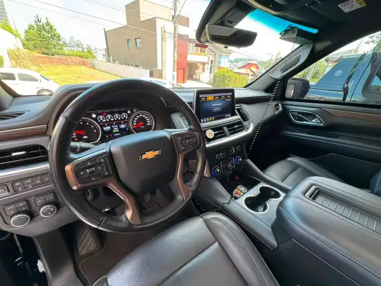 CHEVROLET-SUBURBAN-2020