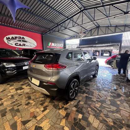 CHEVROLET-TRACKER-2020
