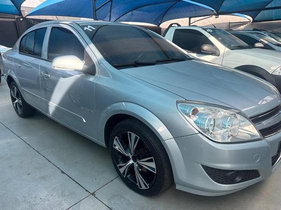 CHEVROLET VECTRA 2.0 MPFI EXPRESSION 8V FLEX 4P MANUAL