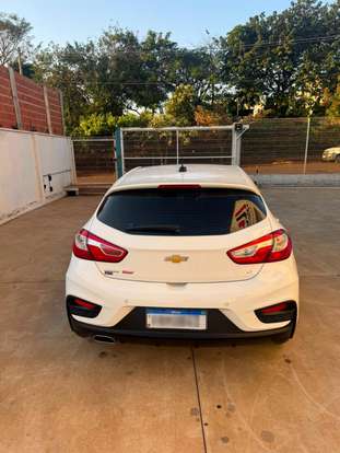 CHEVROLET-CRUZE-2018