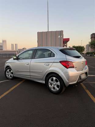 CHEVROLET-ONIX-2019
