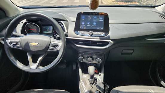 CHEVROLET-TRACKER-2023