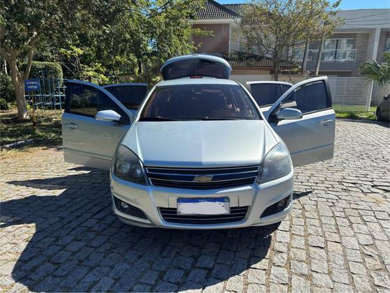 CHEVROLET VECTRA 2.0 MPFI GT HATCH 8V FLEX 4P MANUAL