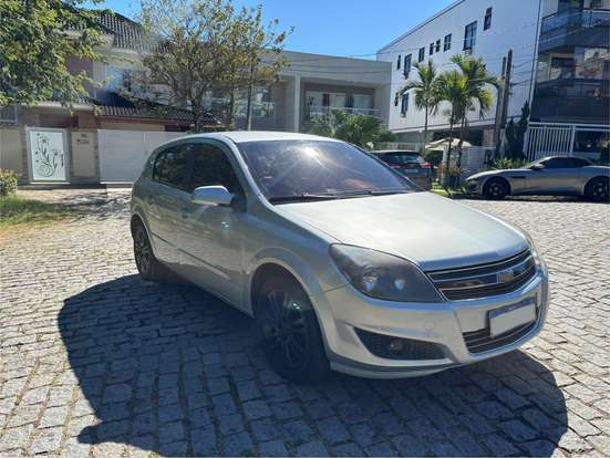 CHEVROLET-VECTRA-2010