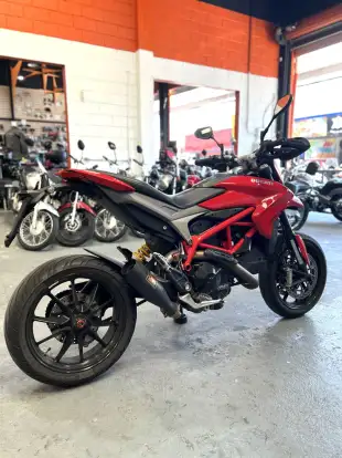 DUCATI-HYPERMOTARD 821-2014