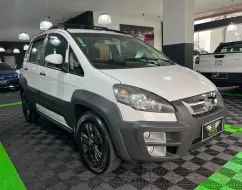 FIAT IDEA 1.8 MPI ADVENTURE 16V FLEX 4P MANUAL FIAT IDEA 1.8 MPI ADVENTURE 16V FLEX 4P MANUAL